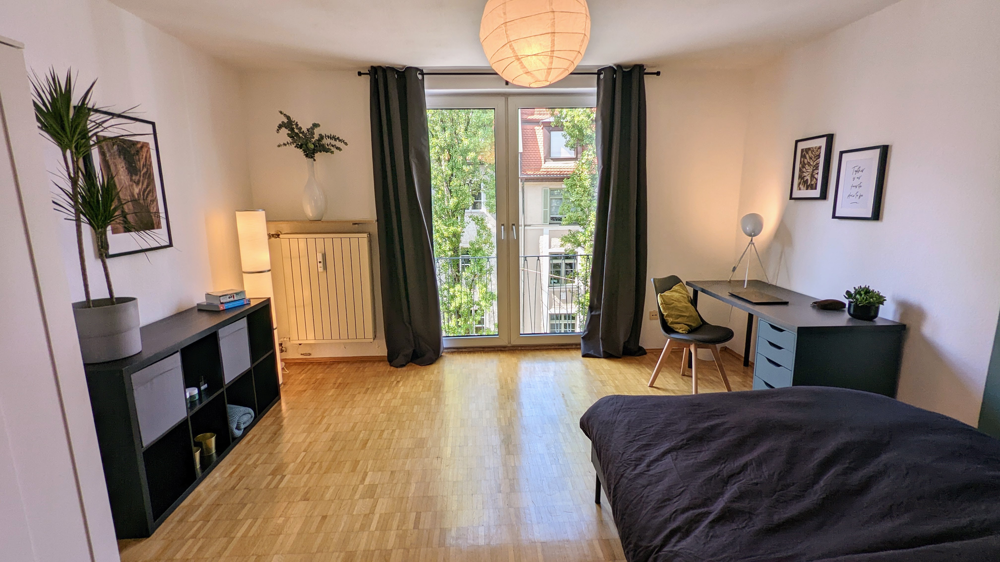 WG Ameise Bogenhausen - PREMIUM location near FRIEDENSENGEL & Prinzregentenplatz! Furnished room, STYLISH & MODERN! U-Bahn 5 min, Main Station 29 min! Exclusive neighborhood with museums, galleries & Isar access! · image 1