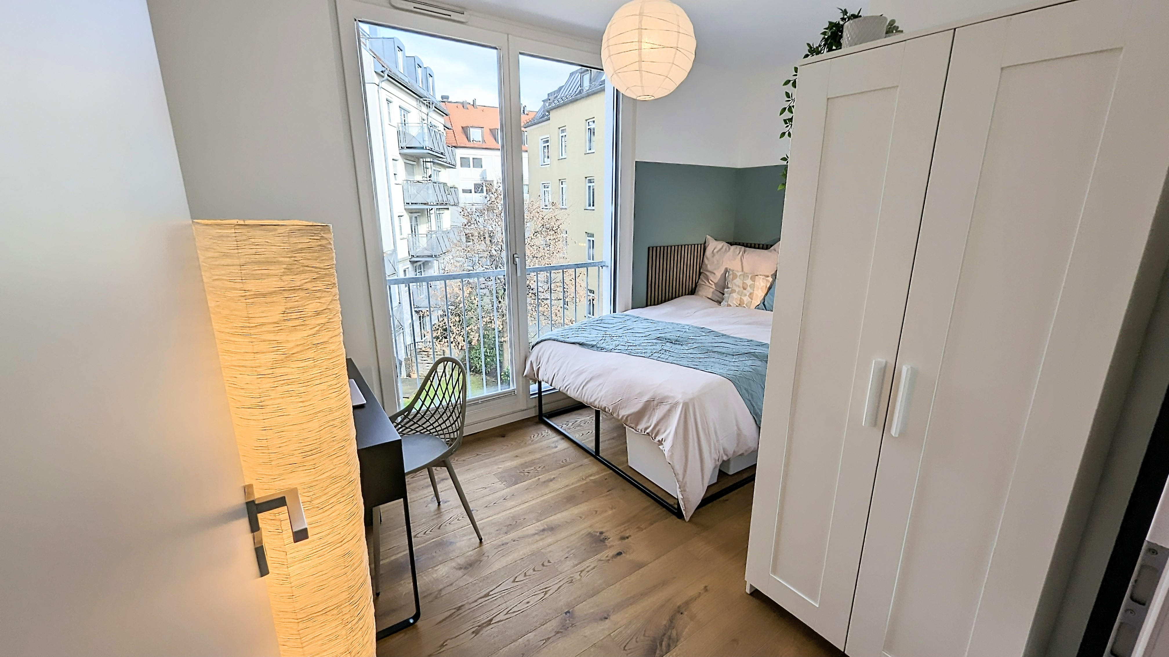 WG Walther: PRIME LOCATION Isarvorstadt! GÄRTNERPLATZ nearby, vibrant scene with cafés & restaurants! U-Bahn Sendlinger Tor 1 min walk, HBF 7 min! MODERN, stylish & fully furnished! Perfect for young professionals & students! · image 1
